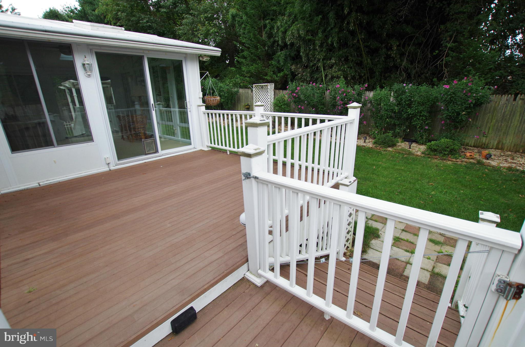 7312 Torran Rocks Way Gaithersburg, MD 20879 - Photo 27 of 30 Trex Deck for Entertaining