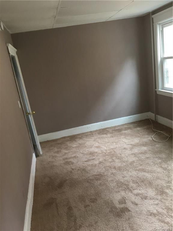 14 Horton Avenue New Rochelle, NY 10801 - Photo 26 of 29 an empty room with windows