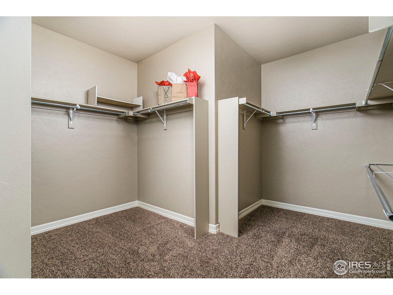 3202 Timeless Circle Berthoud, CO 80513 - Photo 23 of 40 a utility room with dryer and washer