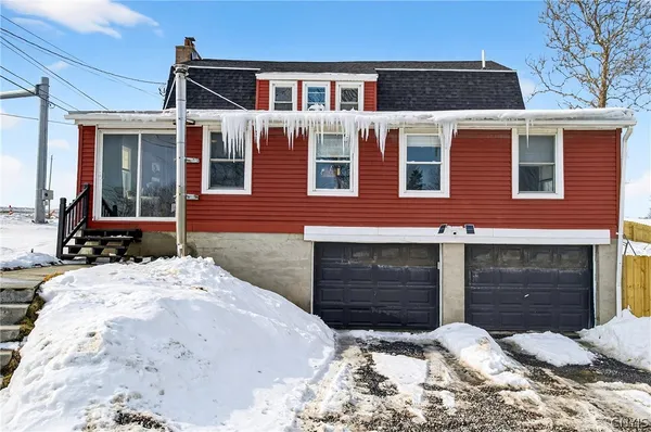 $299,900 | 3360 Slate Hill Road, Marcellus, NY 13108