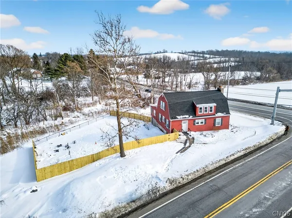 $299,900 | 3360 Slate Hill Road, Marcellus, NY 13108