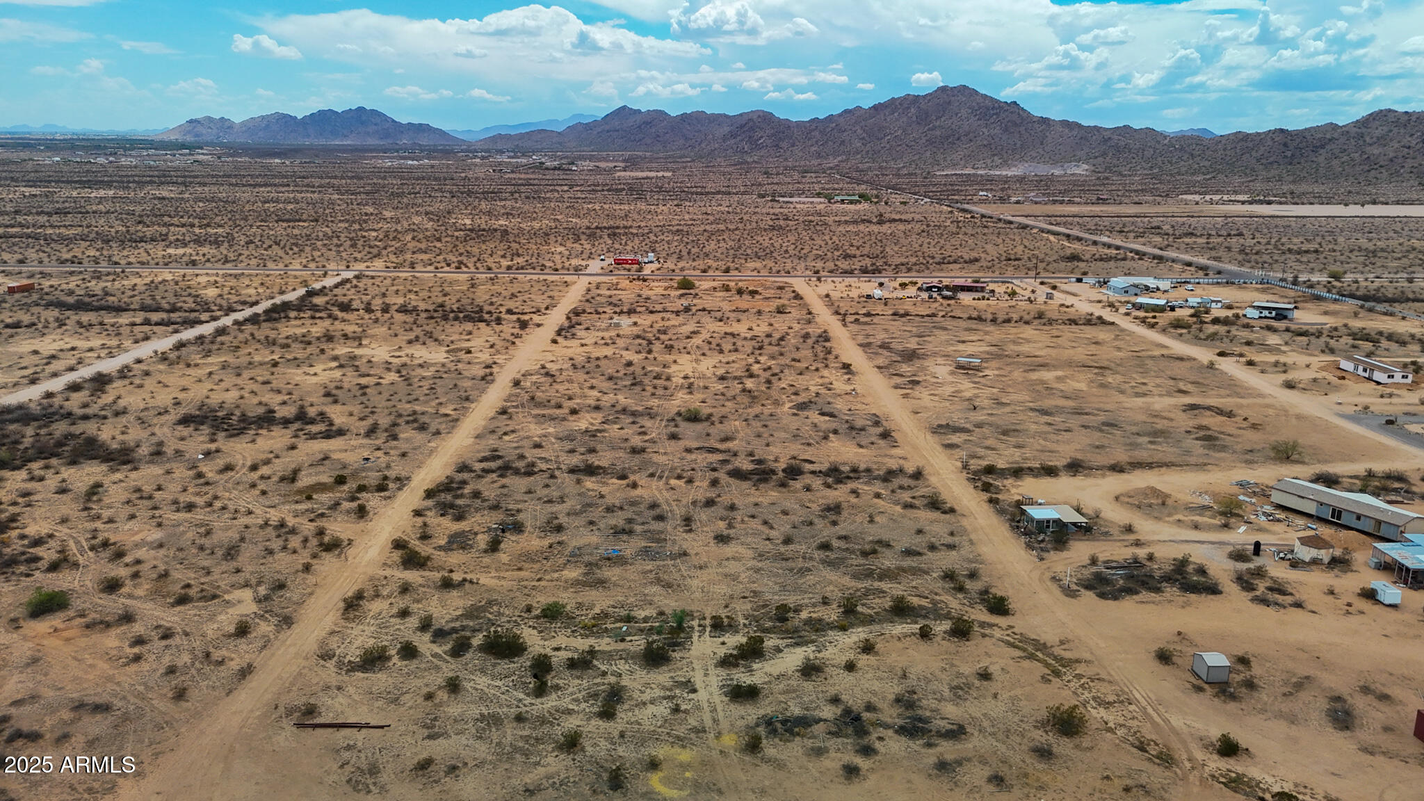 55610 West McDavid Road Maricopa, AZ 85139 - Photo 13 of 25 dji_fly_20250902_125728_0570_17569155623