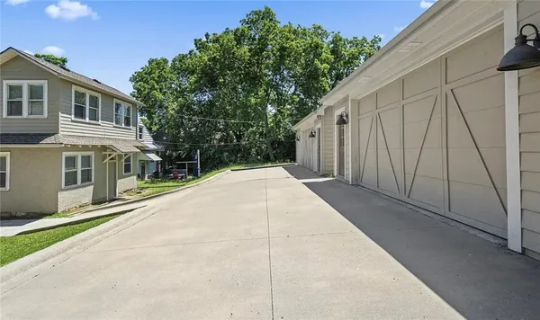 $349,950 | 4510 Pennsylvania Avenue, Kansas City, MO 64111