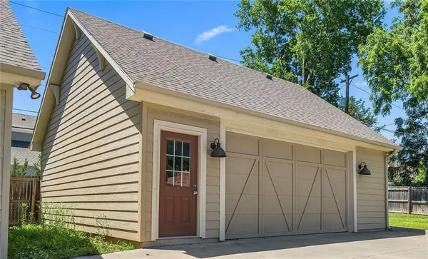 $349,950 | 4510 Pennsylvania Avenue, Kansas City, MO 64111