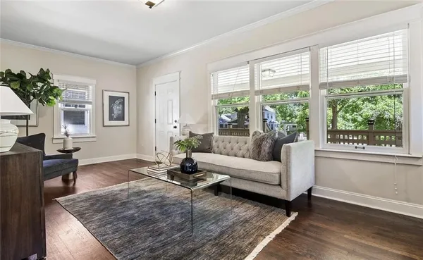 $349,950 | 4510 Pennsylvania Avenue, Kansas City, MO 64111