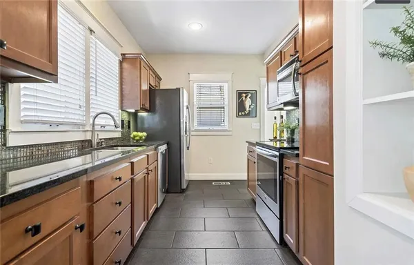 $349,950 | 4510 Pennsylvania Avenue, Kansas City, MO 64111