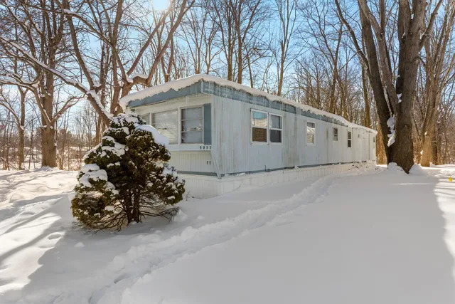 $29,900 | 4500 Crabapple Court Northwest, Walker, MI 49534