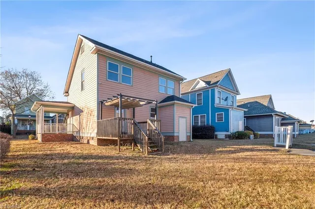 $249,900 | 615 Old Heritage Trail, Greensboro, NC 27401