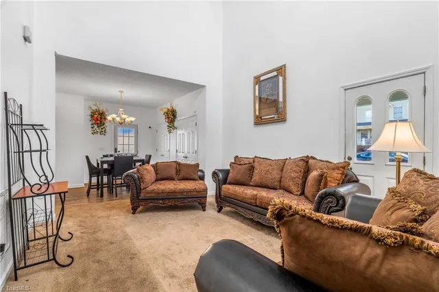 $249,900 | 615 Old Heritage Trail, Greensboro, NC 27401