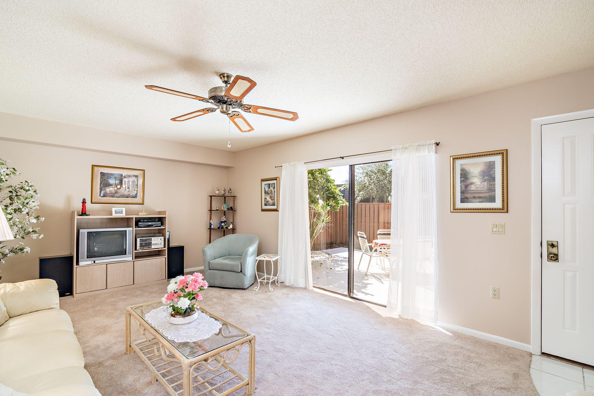 2016 20th Court, Unit 63D Jupiter, FL 33477 - Photo 3 of 31 3