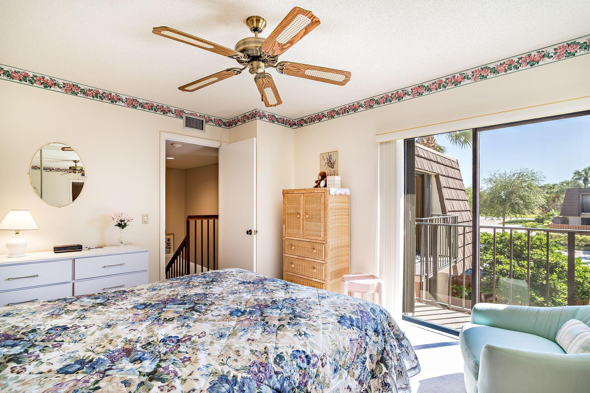 2016 20th Court, Unit 63D Jupiter, FL 33477 - Photo 9 of 31 9