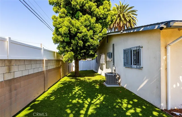 $1,195,000 | 7901 Rhine Drive, Huntington Beach, CA 92647