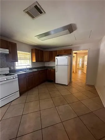 $1,100 | 1136 Oak Avenue, Bridge City, LA 70094