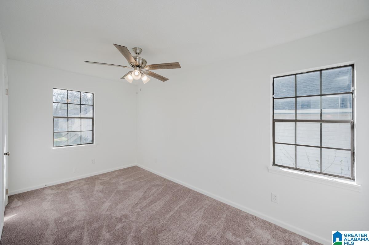 704 18th Way Lane Southwest Birmingham, AL 35211 - Photo 17 of 33