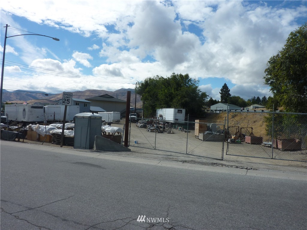 0 Nna Ohme Road Wenatchee, WA 98801 - Photo 1 of 1 Gallery Image 1