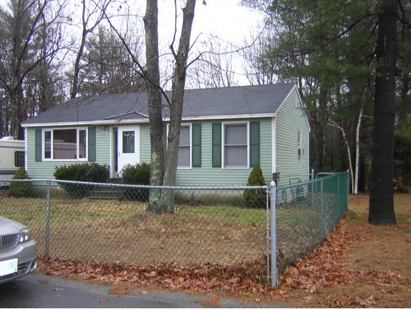 8 Kim Lane Rochester, NH 03867 - Photo 1 of 1