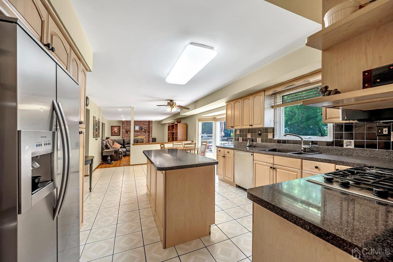 22 Cook Road East Brunswick, NJ 08816 - Photo 15 of 41 Gallery Image 15