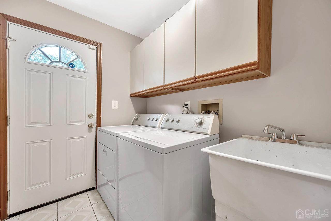 22 Cook Road East Brunswick, NJ 08816 - Photo 24 of 41 Gallery Image 24