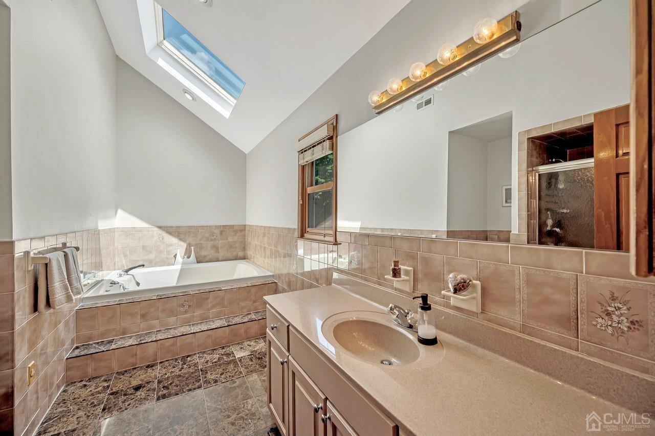 22 Cook Road East Brunswick, NJ 08816 - Photo 30 of 41 Gallery Image 30