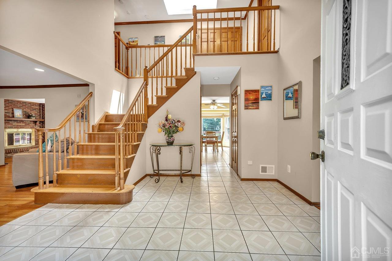 22 Cook Road East Brunswick, NJ 08816 - Photo 5 of 41 Gallery Image 5