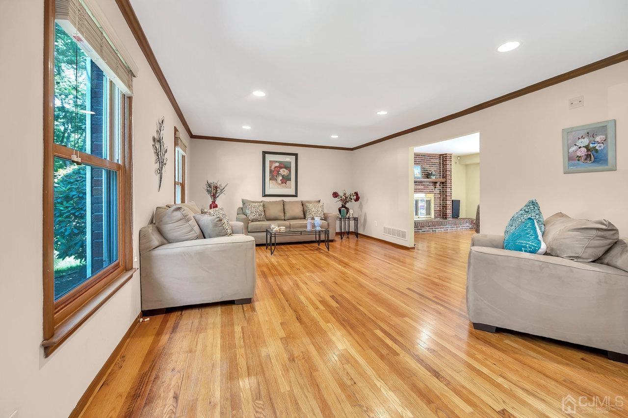 22 Cook Road East Brunswick, NJ 08816 - Photo 8 of 41 Gallery Image 8