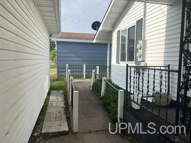 701 South Lincoln Road Escanaba, MI 49829 - Photo 39 of 44