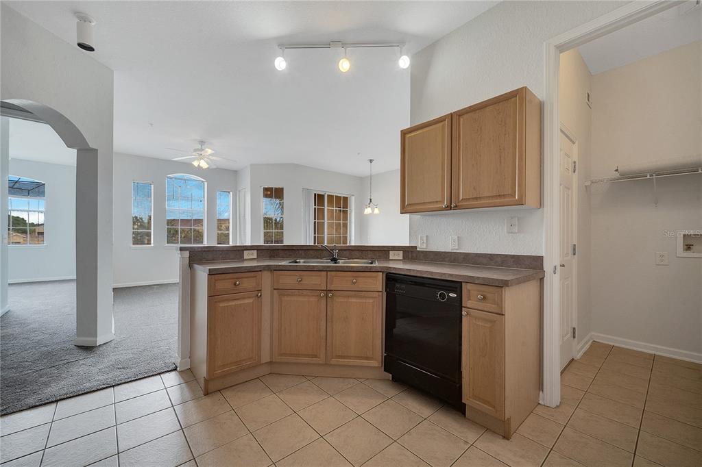 817 Terrace Ridge Circle, Unit 817 Davenport, FL 33896 - Photo 9 of 31