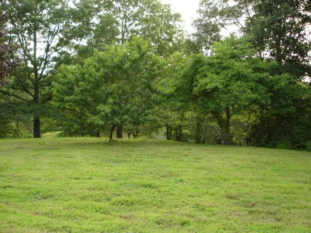 5504 Richmond Road Irvine, KY 40336 - Photo 14 of 17 Photo 14