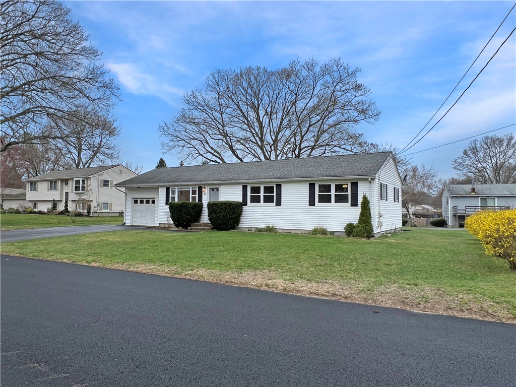 10 Longfellow Drive Coventry, RI 02816 - Photo 2 of 18