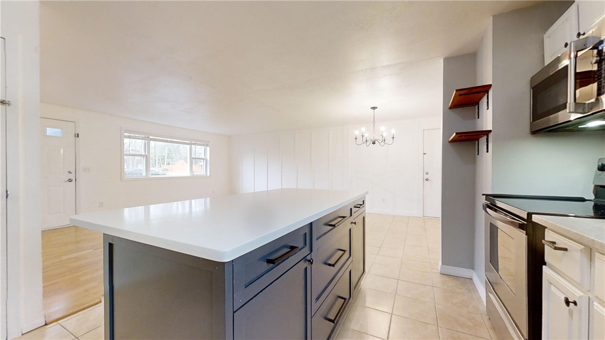 10 Longfellow Drive Coventry, RI 02816 - Photo 9 of 18