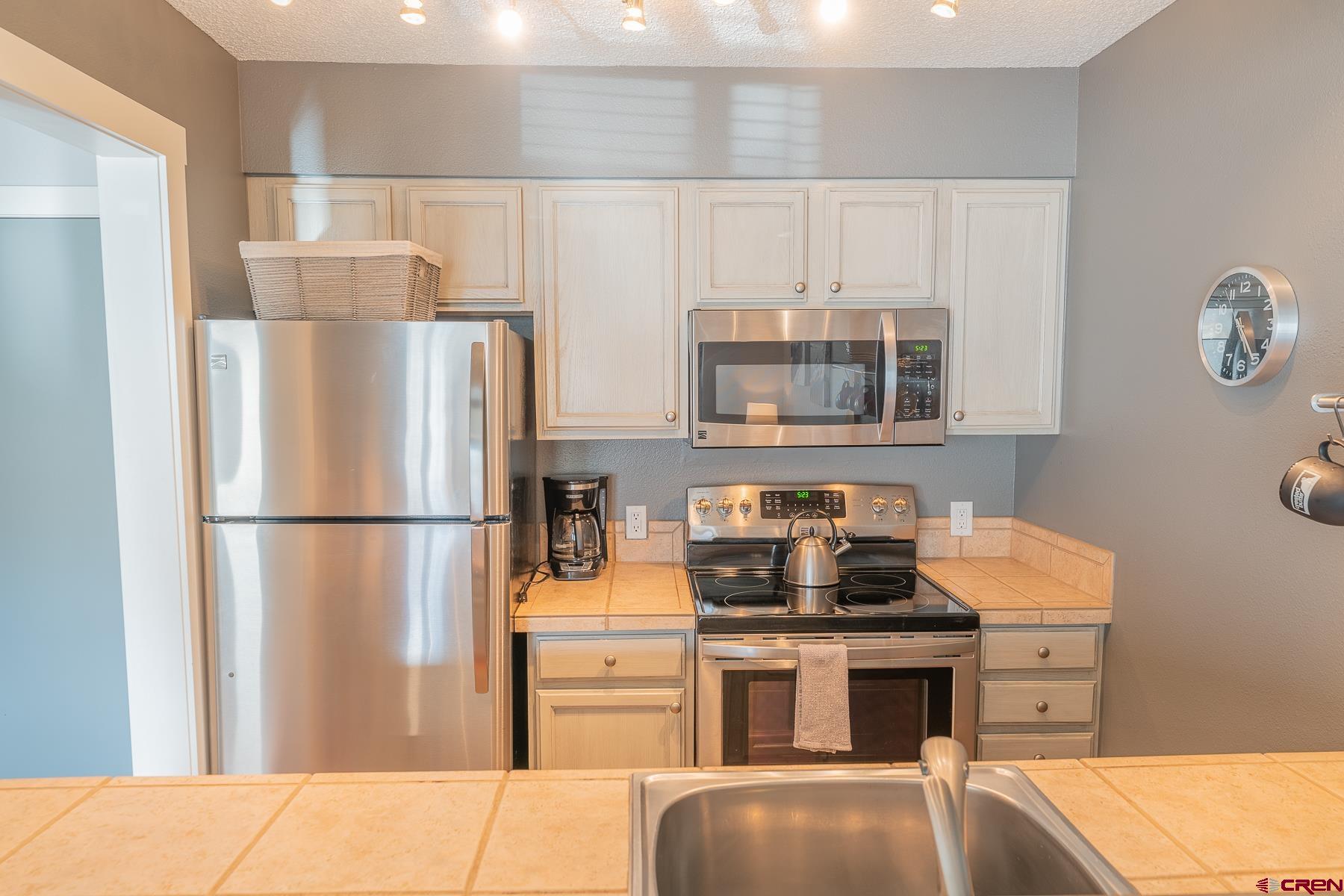 25 Emmons Road, Unit 13 Crested Butte, CO 81225 - Photo 7 of 31 Gallery Image 7