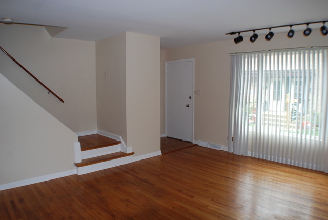 10033 Frontage Road, Unit F Skokie, IL 60077 - Photo 2 of 12