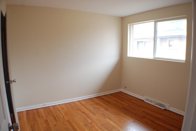 10033 Frontage Road, Unit F Skokie, IL 60077 - Photo 7 of 12