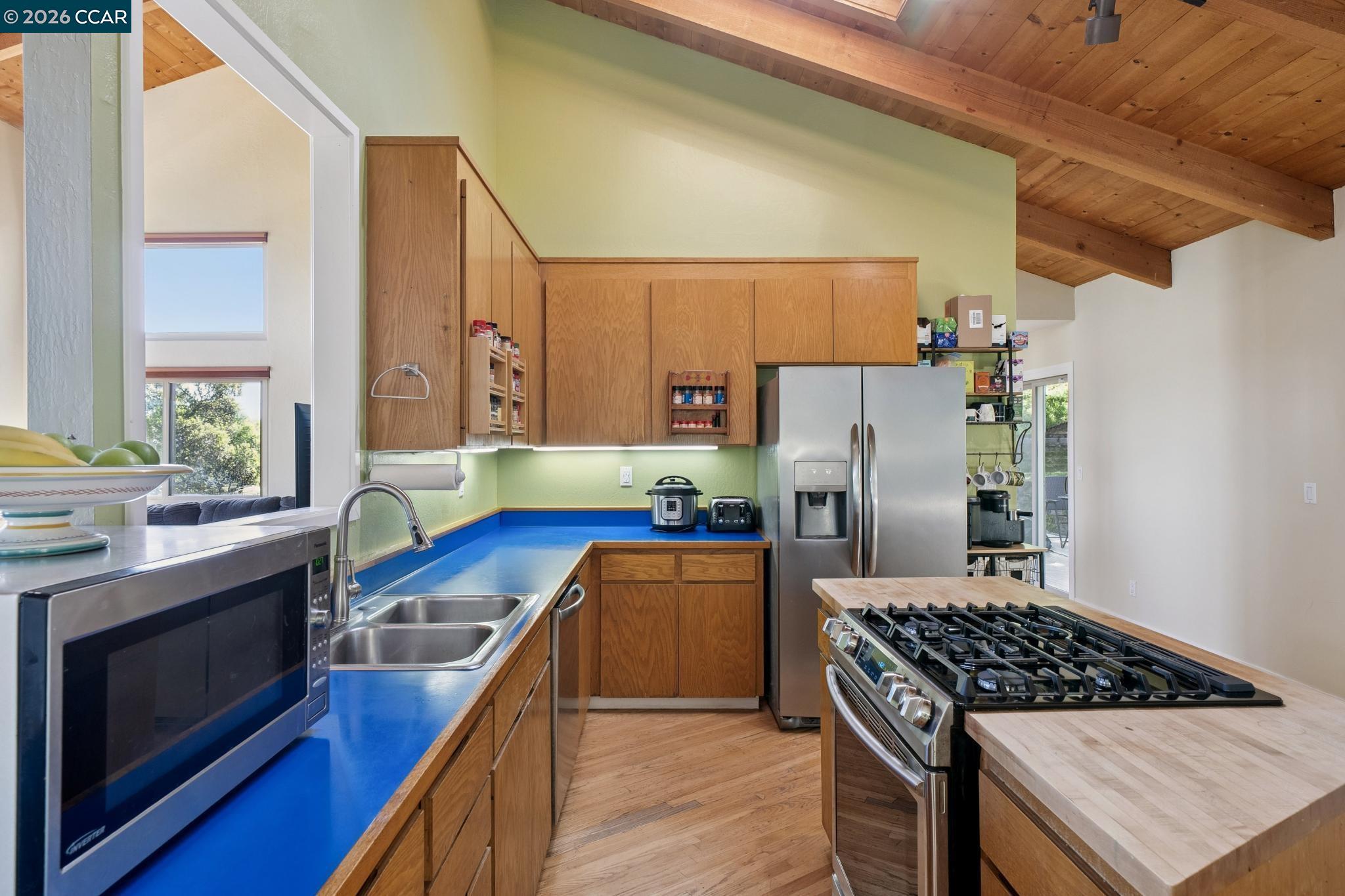 66 Bridge Road Novato, CA 94945 - Photo 16 of 51