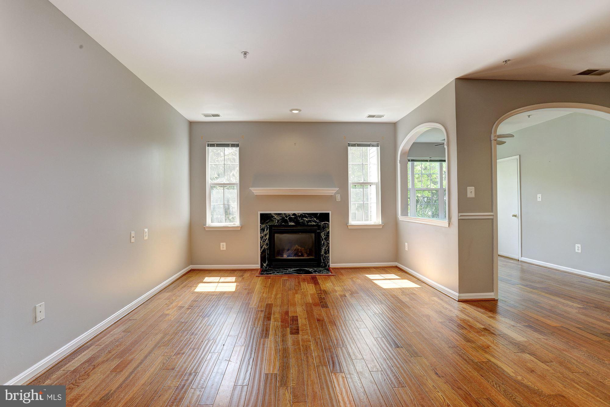 3 Hawk Rise Lane, Unit 103 Owings Mills, MD 21117 - Photo 9 of 41 Living Room