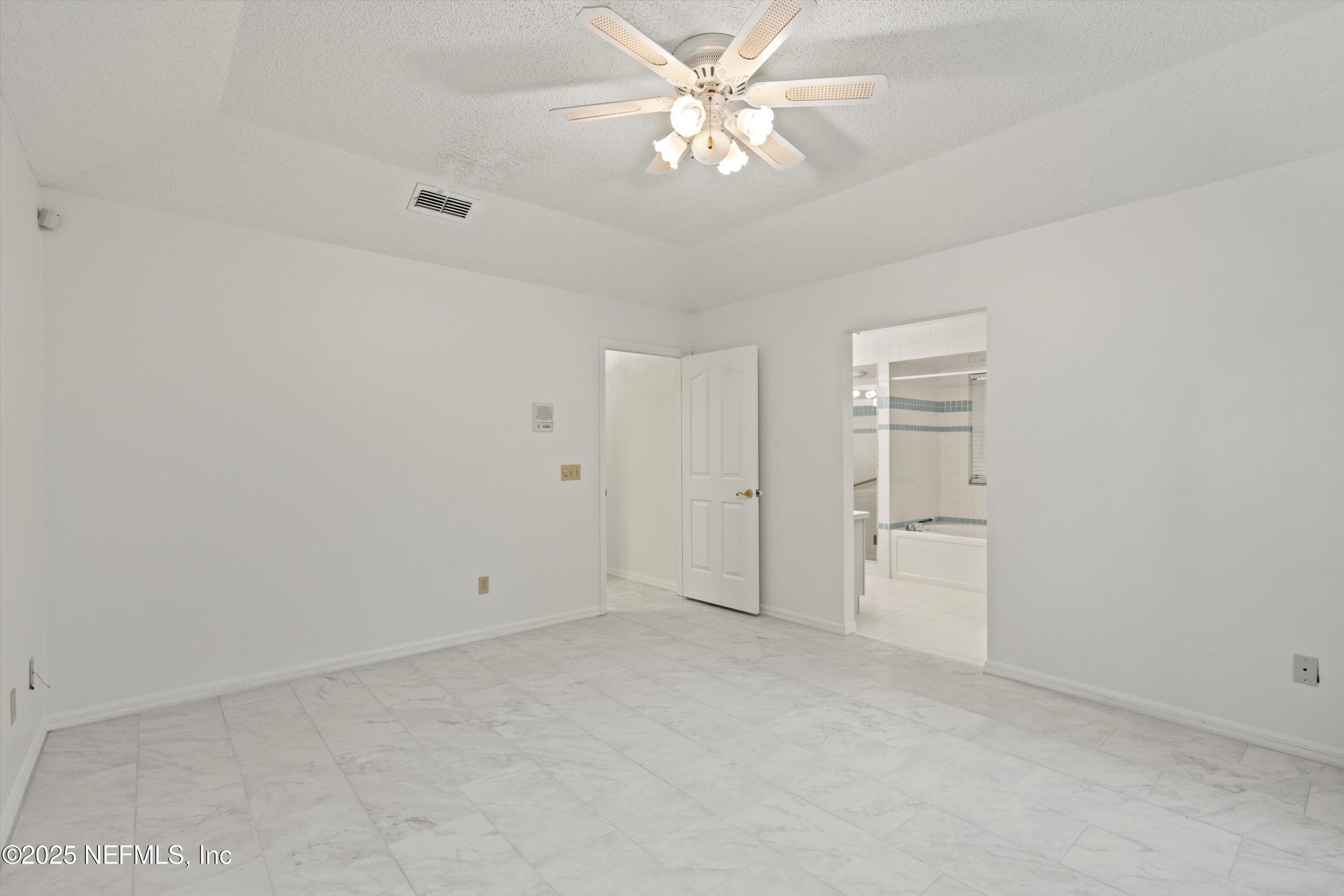 3297 Turtle Creek Road St. Augustine, FL 32086 - Photo 19 of 35 18-Primary Bedroom