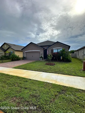 $2,400 | 939 Remington Green Drive Southeast, Palm Bay, FL 32909