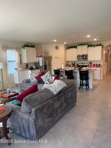 $2,400 | 939 Remington Green Drive Southeast, Palm Bay, FL 32909