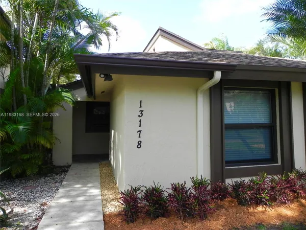 $3,800 | 13178 Southwest 91st Place, Unit 13178, Miami, FL 33176