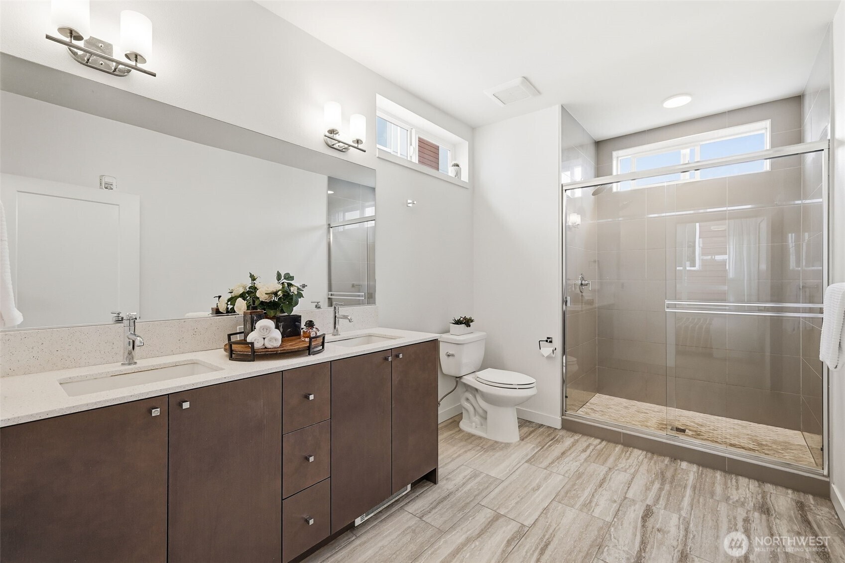 1498 Northwest 75th Street Seattle, WA 98117 - Photo 11 of 24