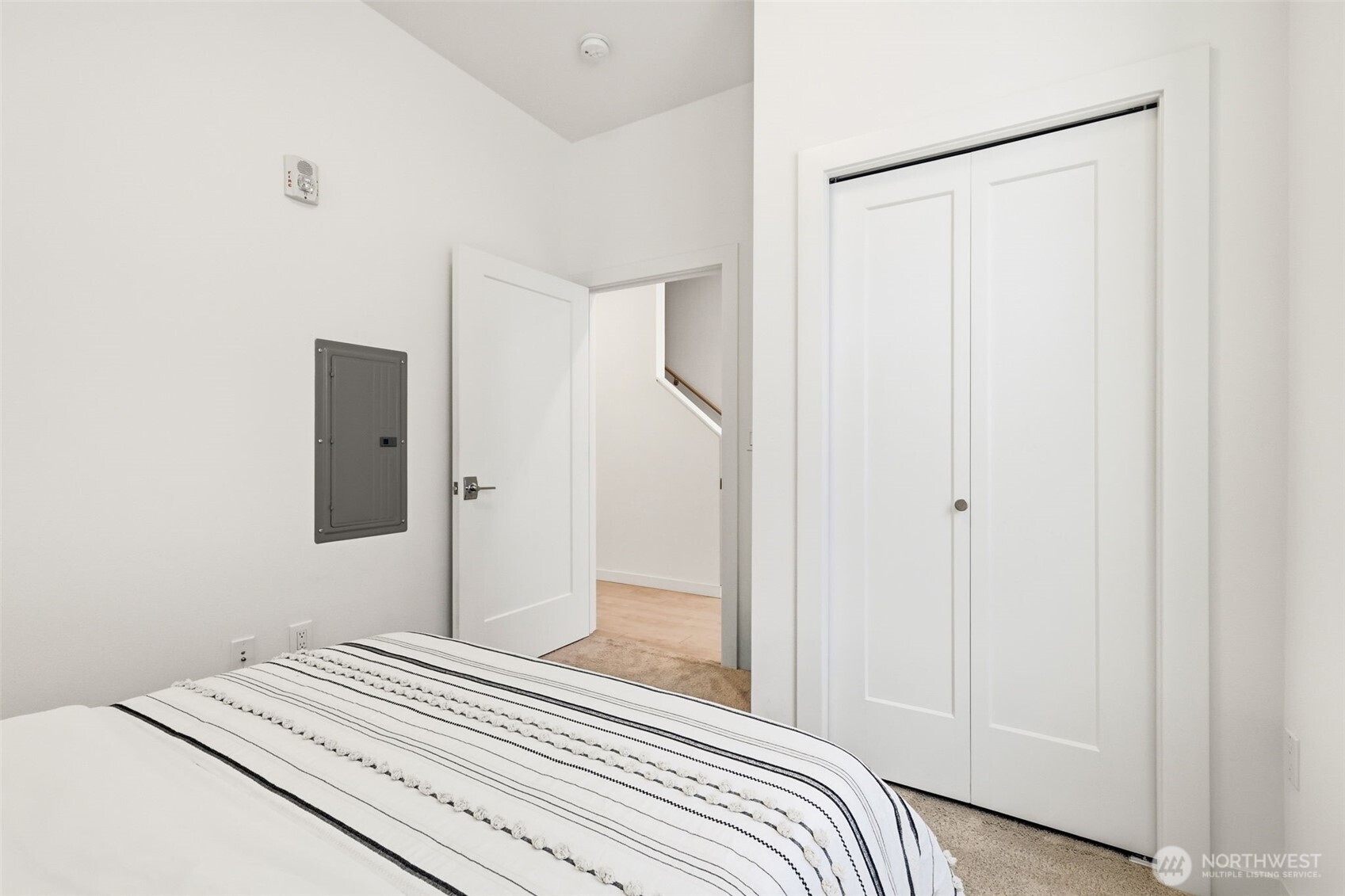 1498 Northwest 75th Street Seattle, WA 98117 - Photo 13 of 24
