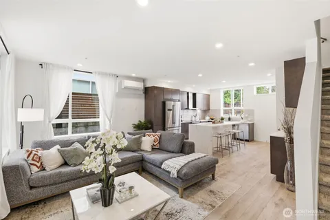 $800,000 | 1498 Northwest 75th Street, Seattle, WA 98117