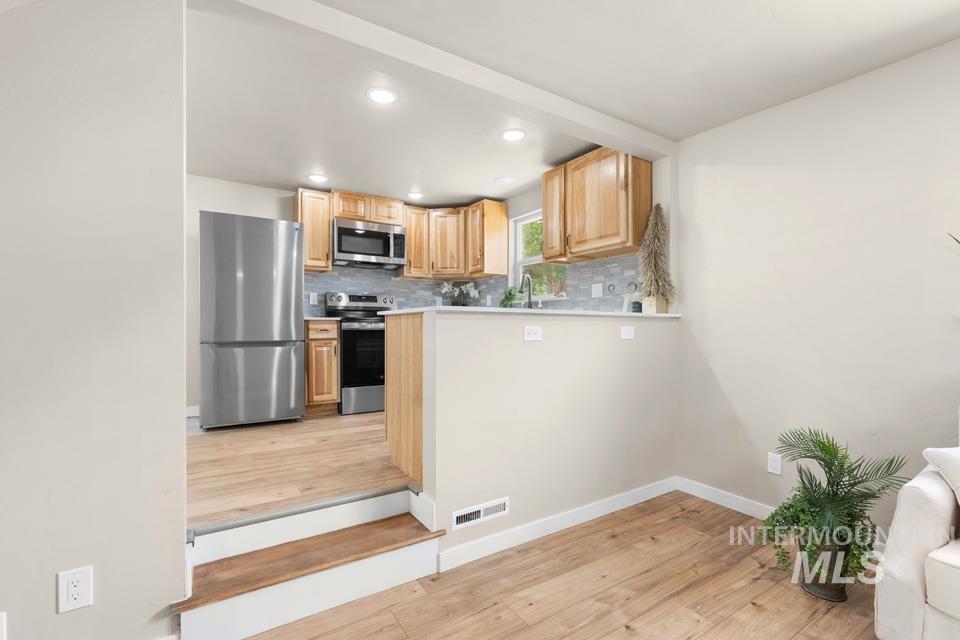 625 West 6th Street Weiser, ID 83672 - Photo 9 of 35