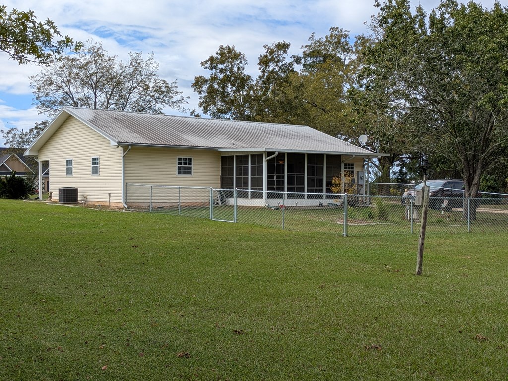 1235 Clayton Road Ashford, AL 36312 - Photo 3 of 37