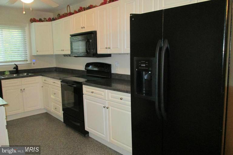 1703 Mountain Road Joppa, MD 21085 - Photo 3 of 20 Updated Kitchen