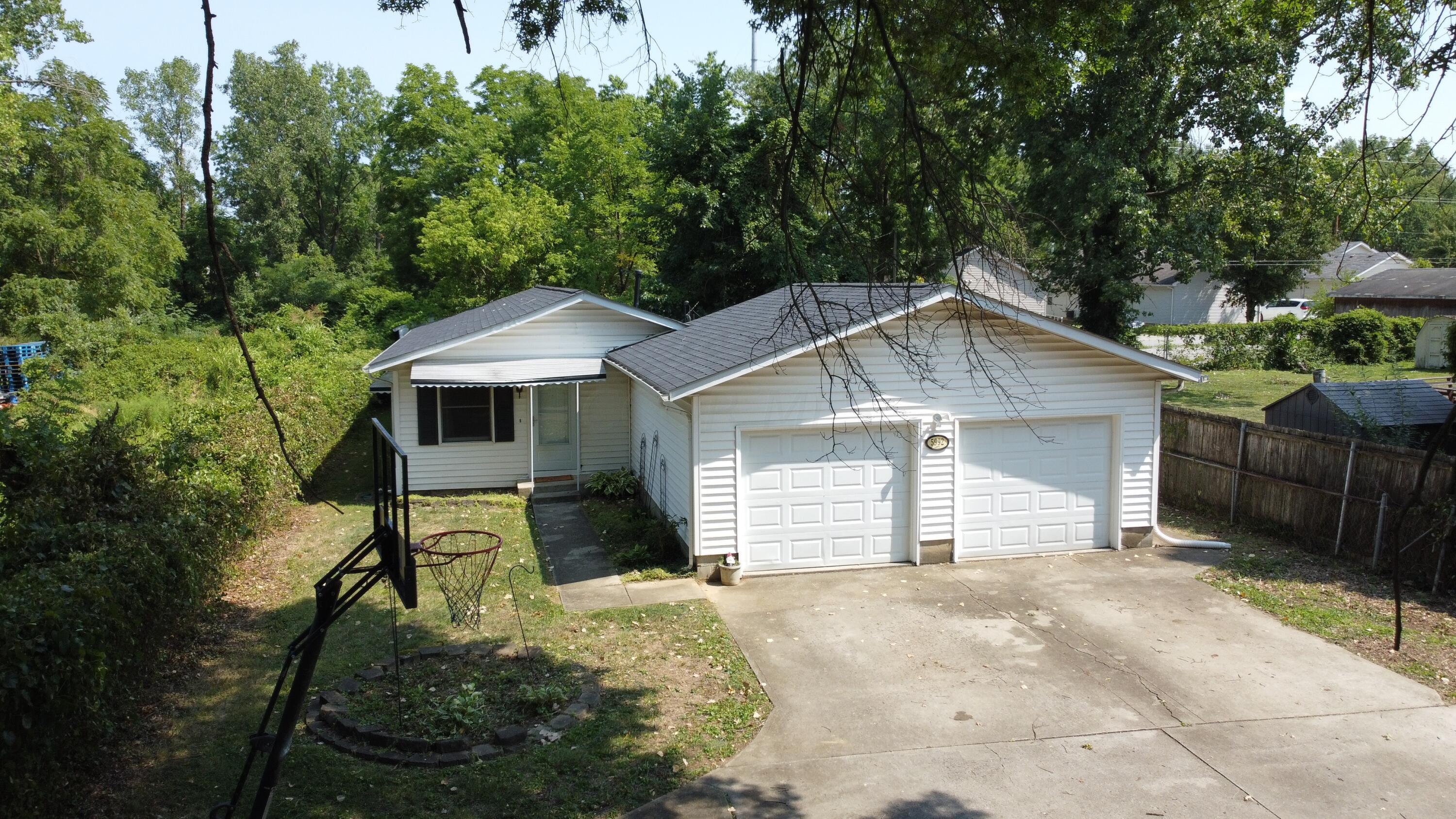 5992 Radekin Road Columbus, OH 43232 - Photo 1 of 15 5992 Radekin 1