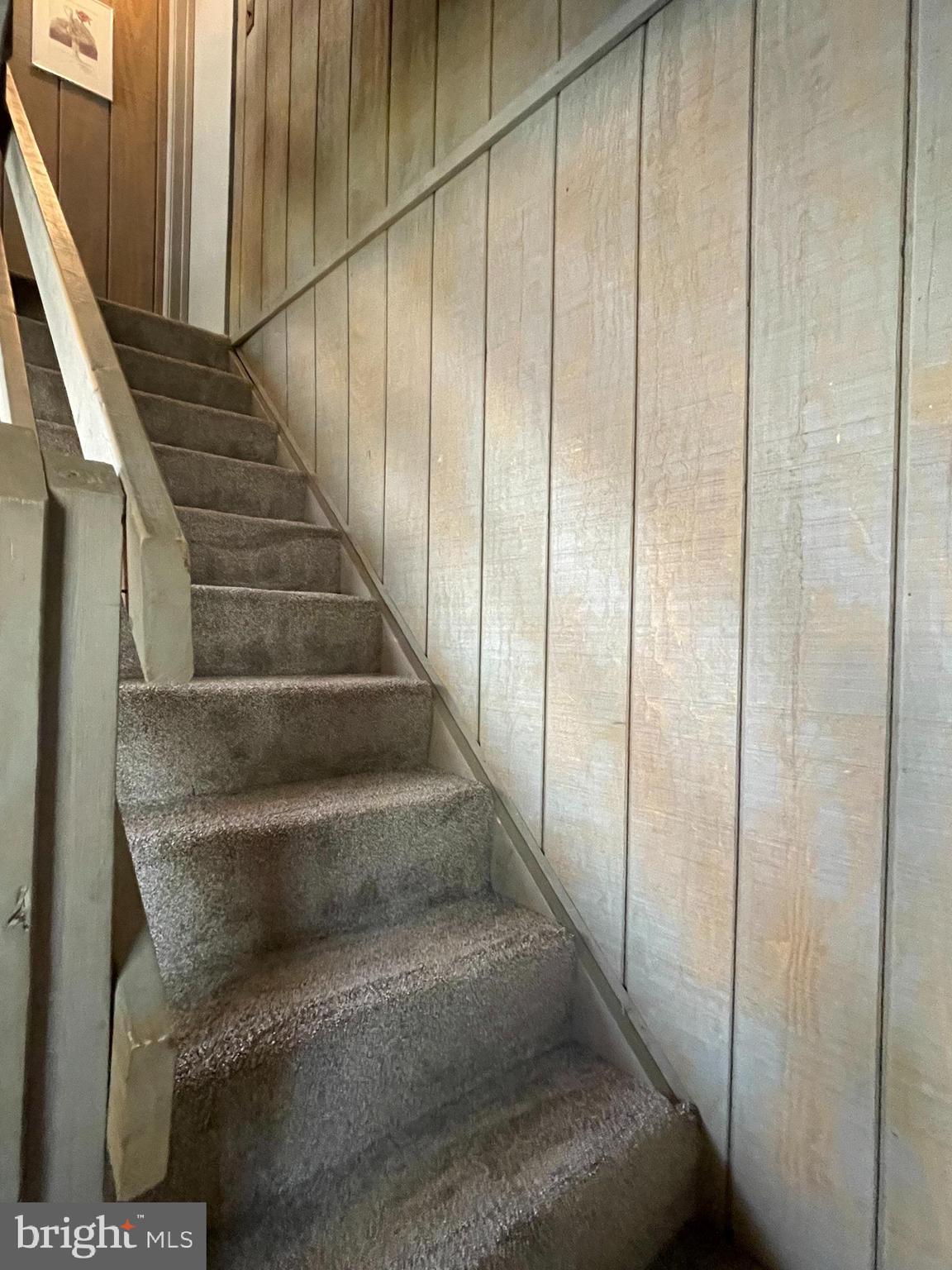 13 Mountainside Loop Berkeley Springs, WV 25411 - Photo 24 of 57 a view of entryway