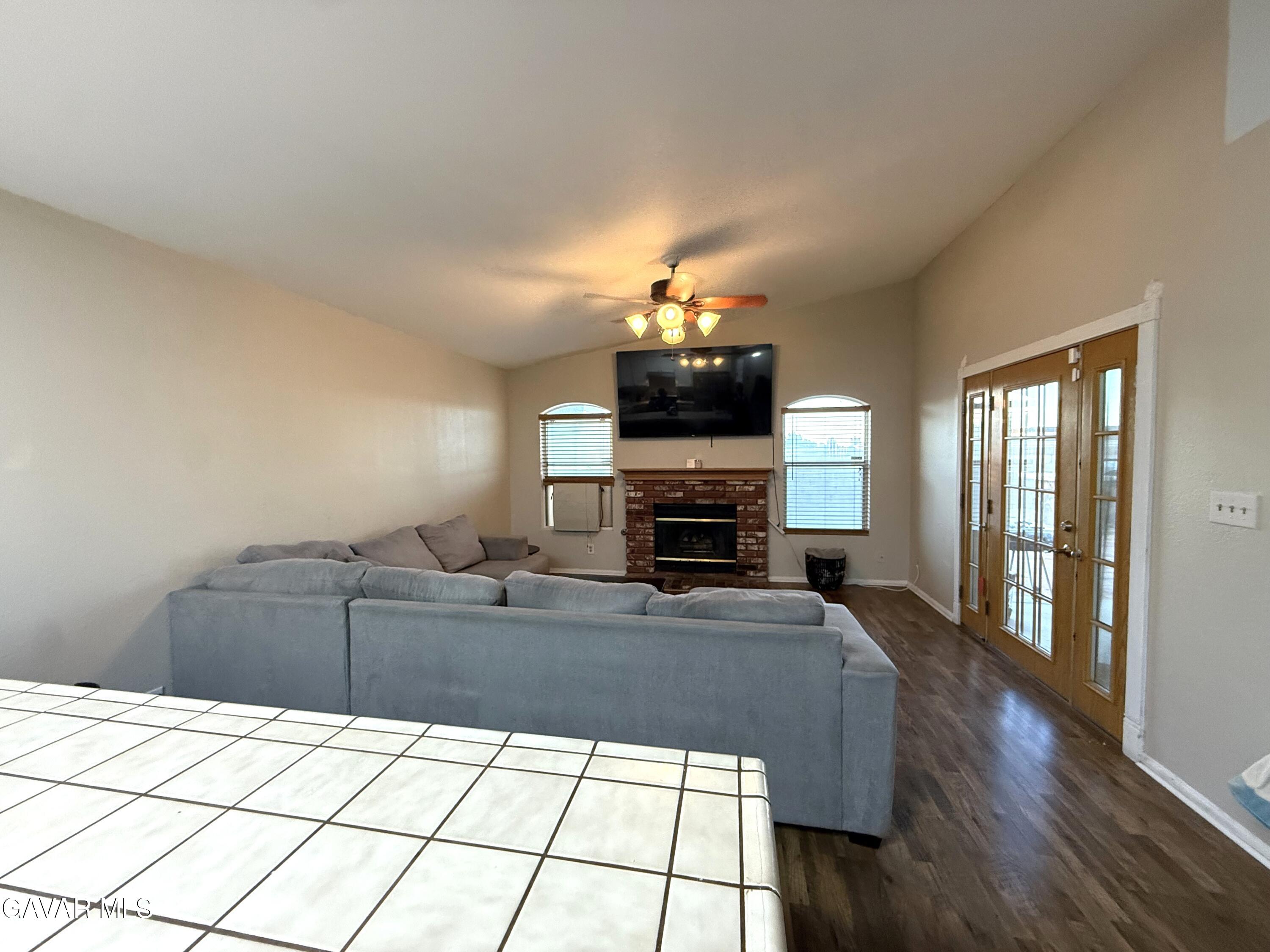 1705 Lightcap Street Lancaster, CA 93535 - Photo 9 of 21 Family Room