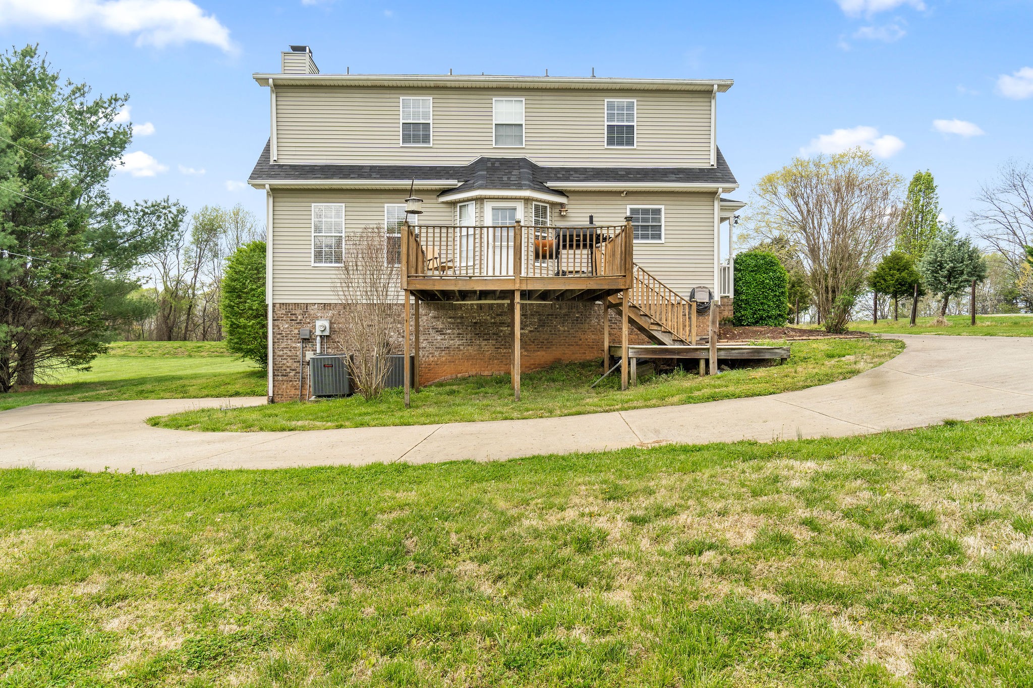 563 Iron Workers Road Clarksville, TN 37043 - Photo 5 of 42 Gallery Image 5