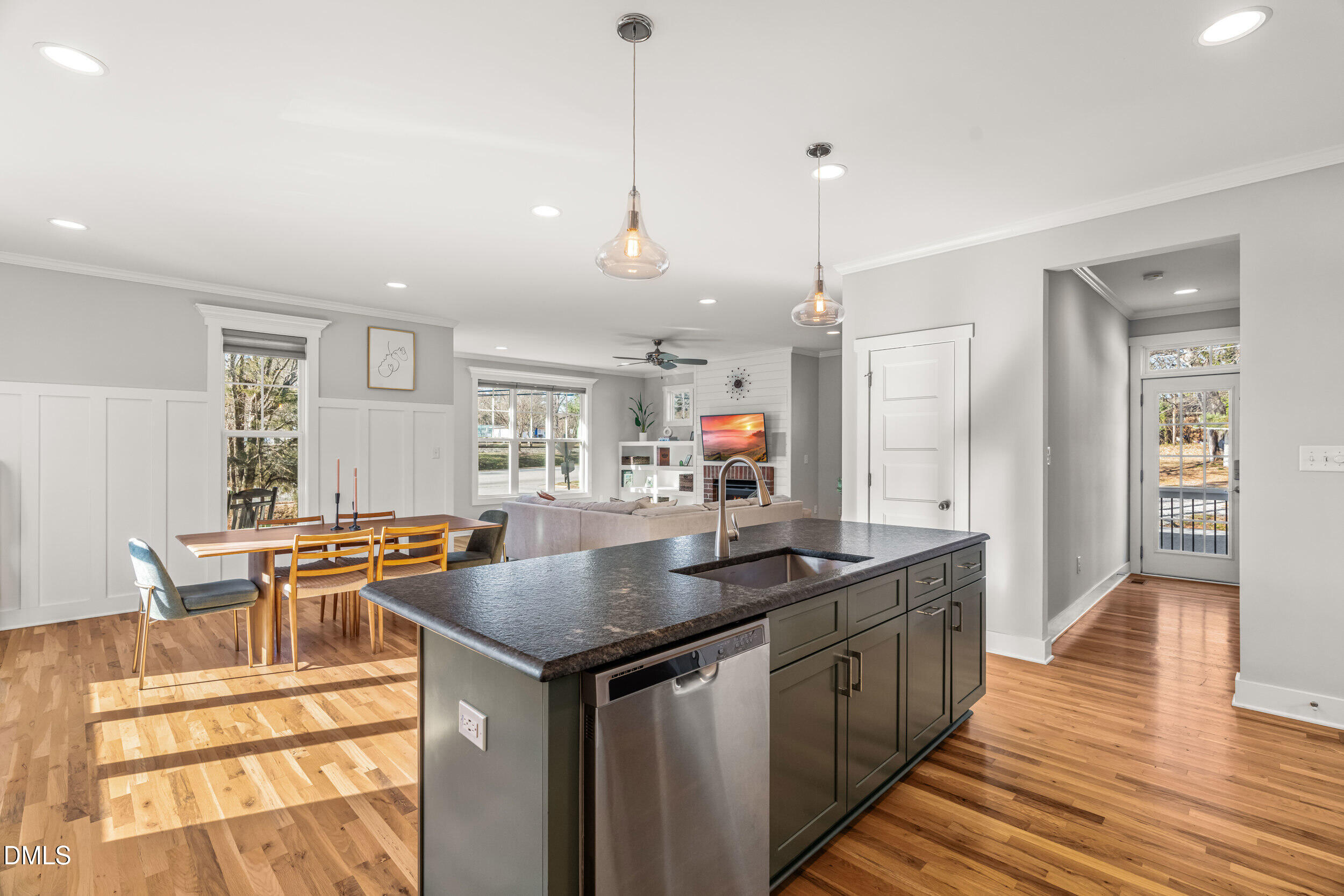 320 West Garner Road Garner, NC 27529 - Photo 10 of 49 17_dsc01112